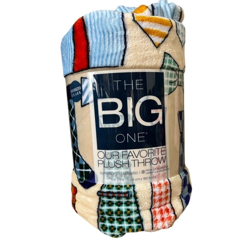 The Big One Dad Men's Ties Neckties Socks Plush Fleece Throw Blanket 5" by 6"
